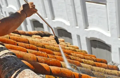 Nettoyage de toitures - Breuil-le-Sec